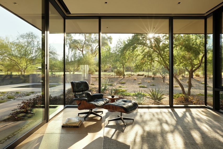 Desert Fairway Residence in Arizona by Kendle Design Collaborative