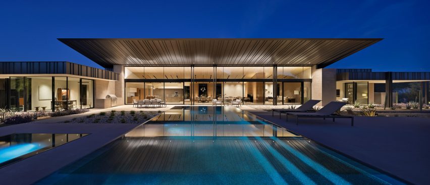 Desert Fairway Residence in Arizona by Kendle Design Collaborative