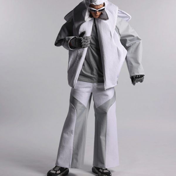 a model wearing grey clothing