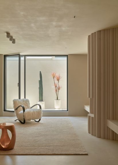 Shanghai Xijiao Residence by FOG Architecture