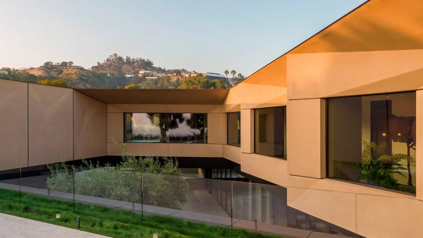 Fractal Facade
