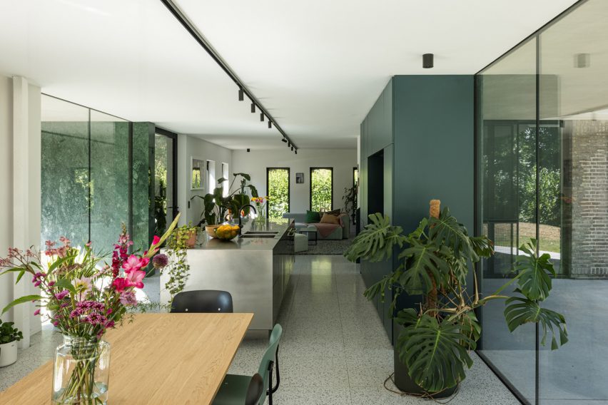 The Garden Pavilion by Studio Okami Architecten interior