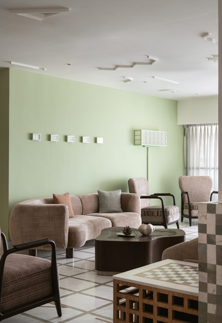 Gingham Dreams apartment in Mumbai by MuseLAB