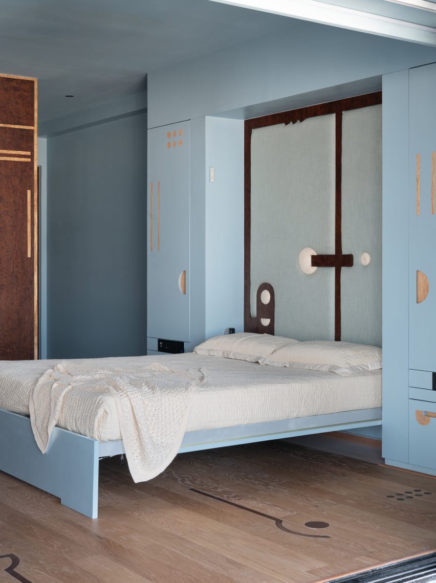 Gingham Dreams apartment in Mumbai by MuseLAB