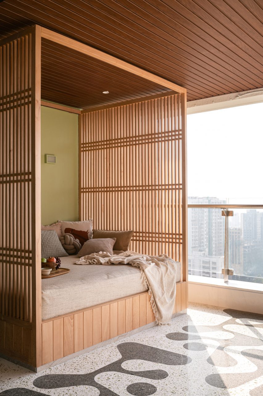 Gingham Dreams apartment in Mumbai by MuseLAB