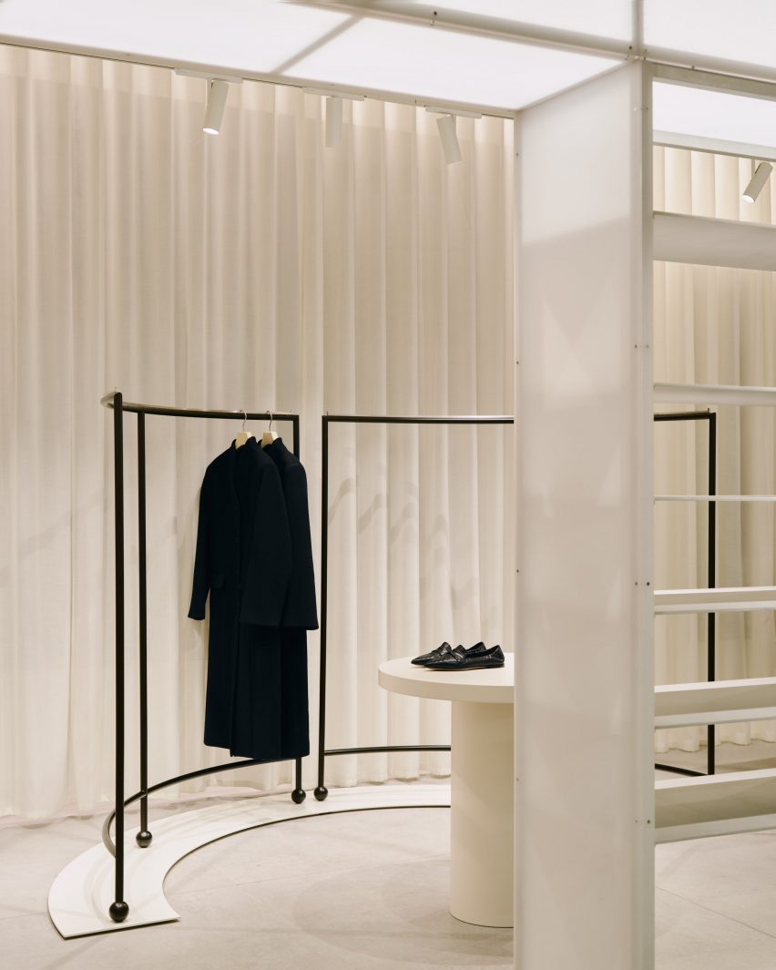Globus Basel by Tutto Bene