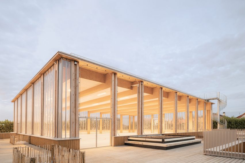 Groupe Scolaire Simone Veil by Le Penhuel & Associés