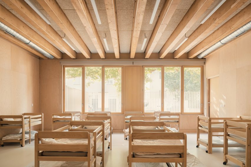 Groupe Scolaire Simone Veil by Le Penhuel & Associés