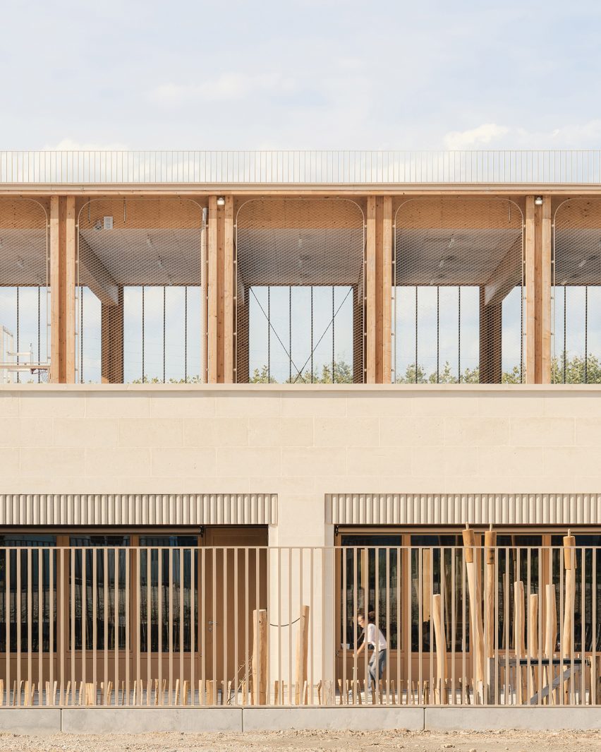 Groupe Scolaire Simone Veil by Le Penhuel & Associés