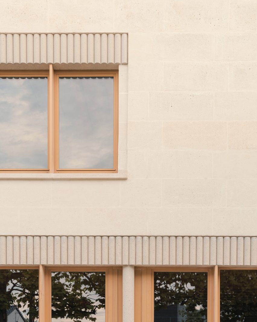 Groupe Scolaire Simone Veil by Le Penhuel & Associés