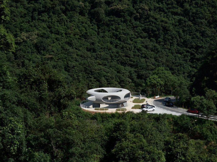 Resting Loop with Views pavilion by HCCH Studio