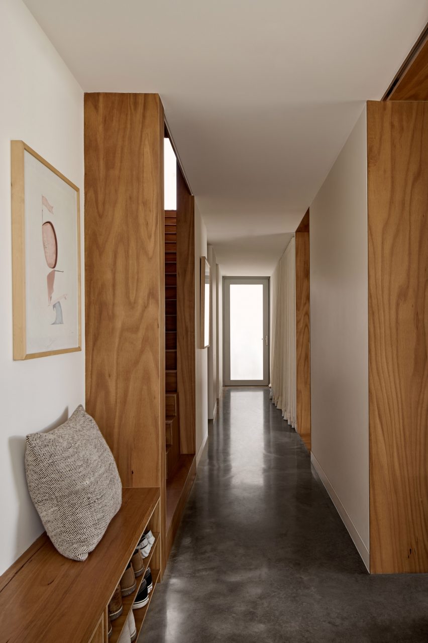 Henville Street House by Philip Stejskal Architecture