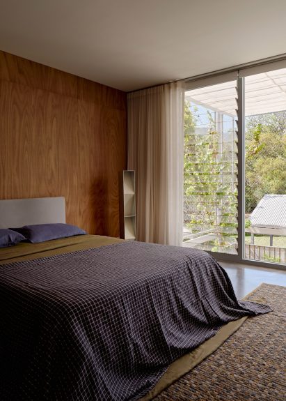 Bedroom interior at home in Perth by Philip Stejskal Architecture