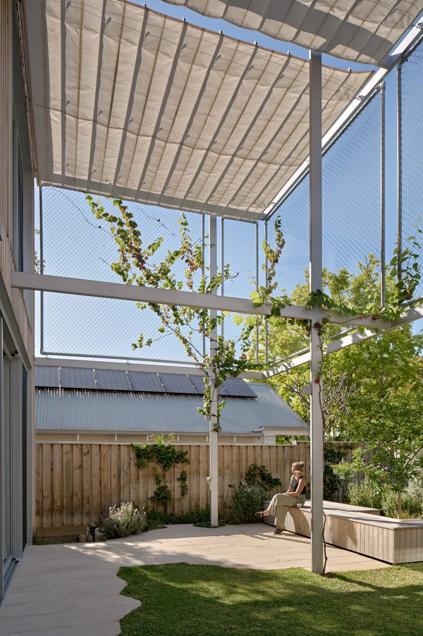 Henville Street House by Philip Stejskal Architecture
