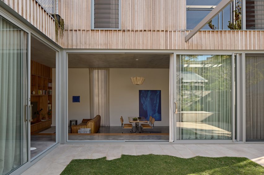 Henville Street House by Philip Stejskal Architecture
