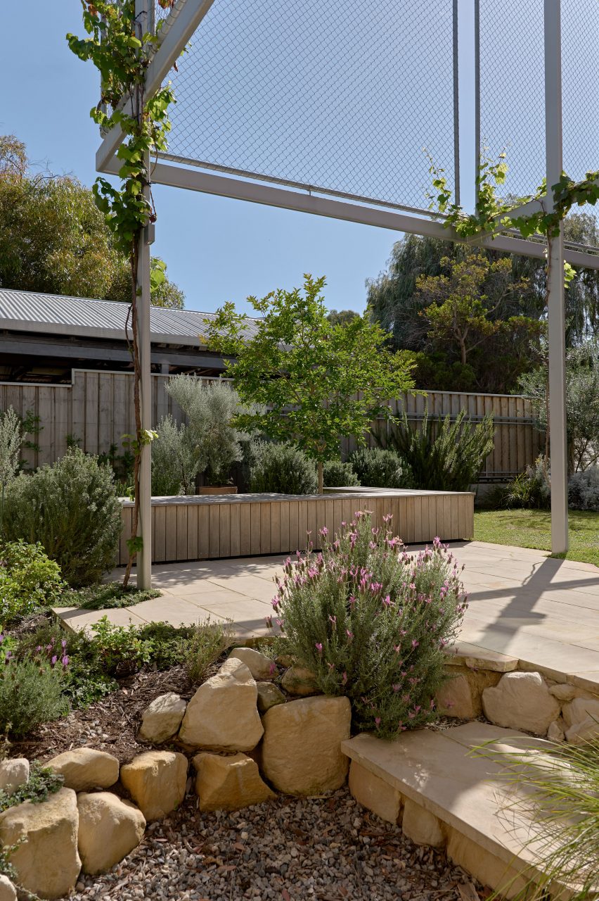 Henville Street House by Philip Stejskal Architecture