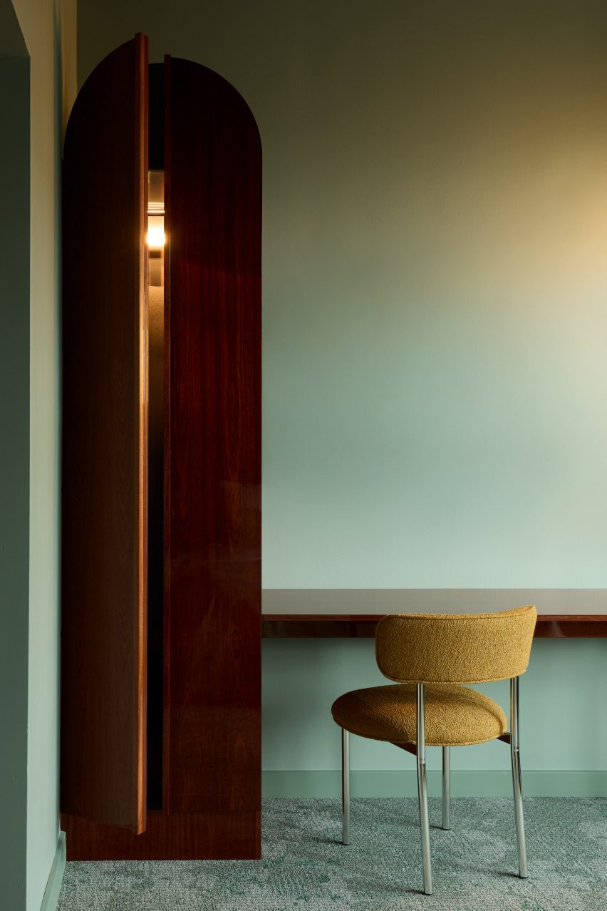 Bedroom with green walls