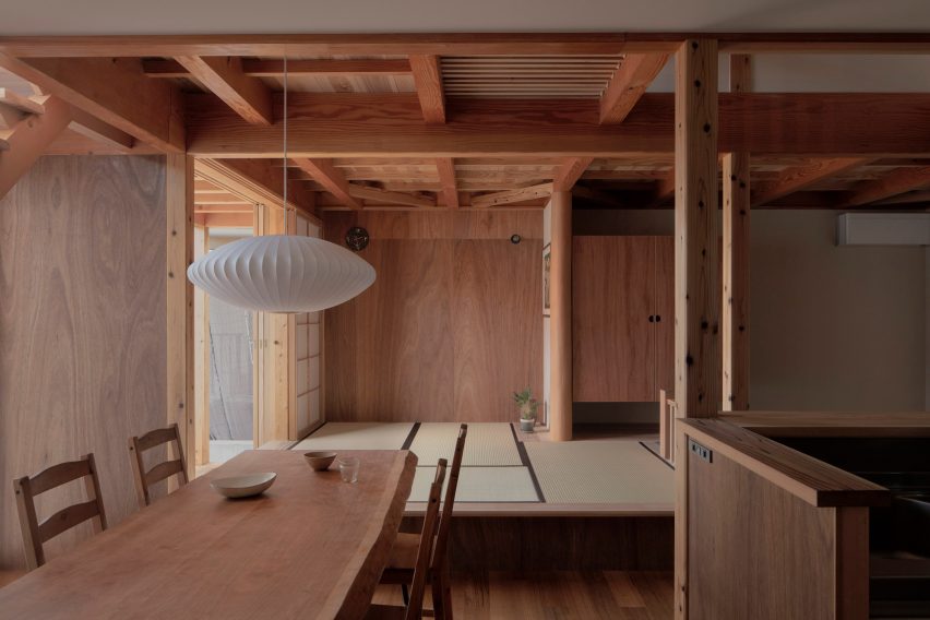 House in Saidera by Akio Isshiki Architects
