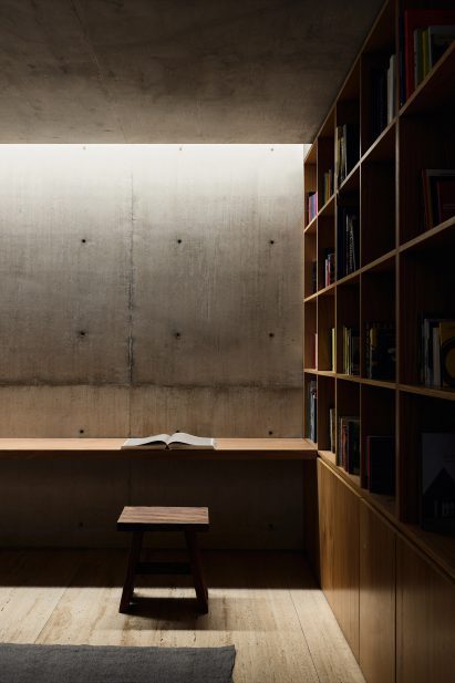 Study in Casa Tao