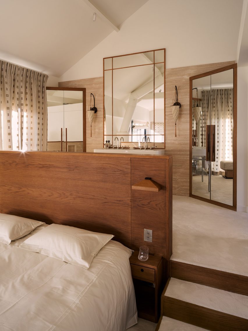 Paris house by Hauvette & Madani