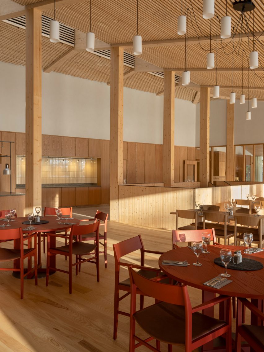 Kursgården Kämpasten by Johan Sundberg Arkitektur and Tengbom