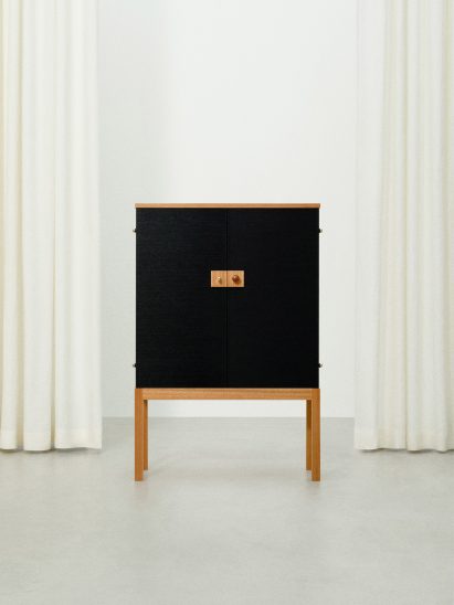 Cabinet 522 by Josef Frank in horsehair fabric