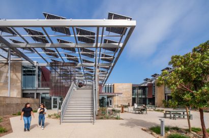 Malibu High School by Koningeizenbeg Architecture