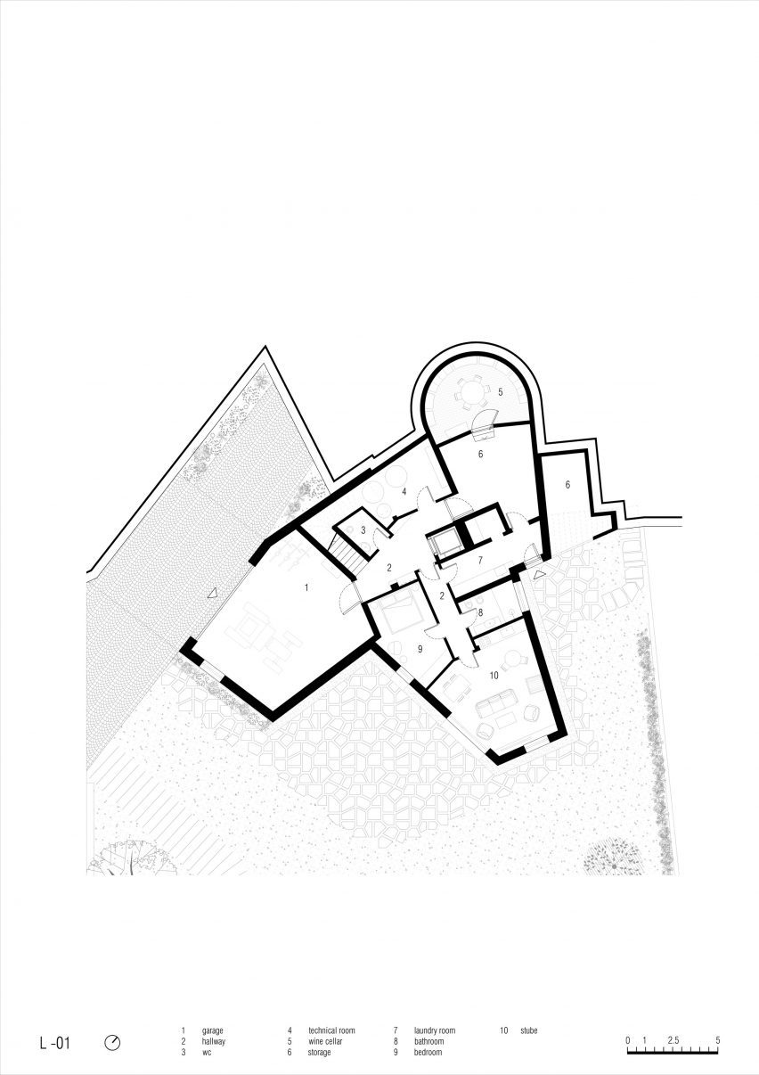 Plan of Hometown House by MoDusArchitects