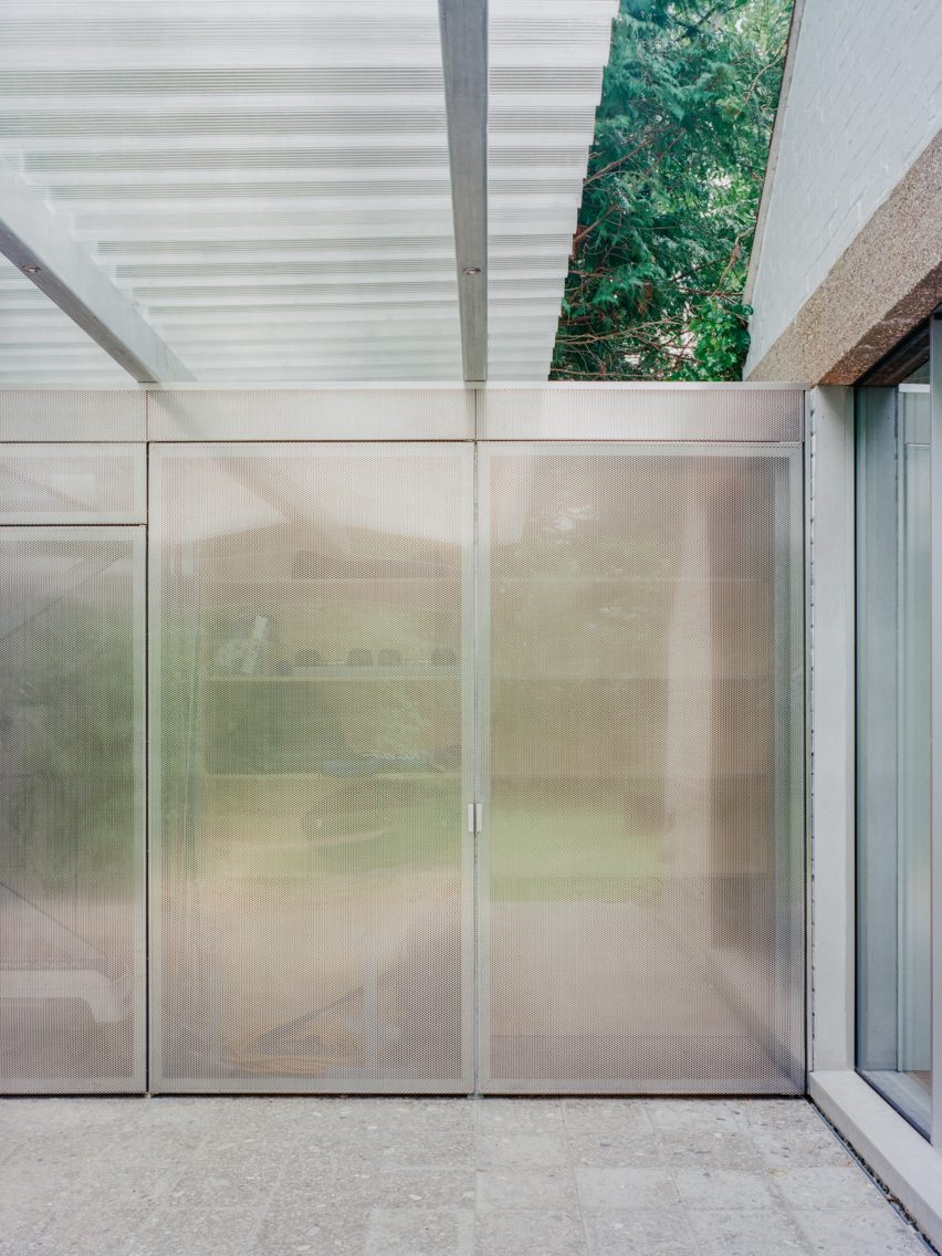 Exeter Road Pavilion by Neiheiser Argyros