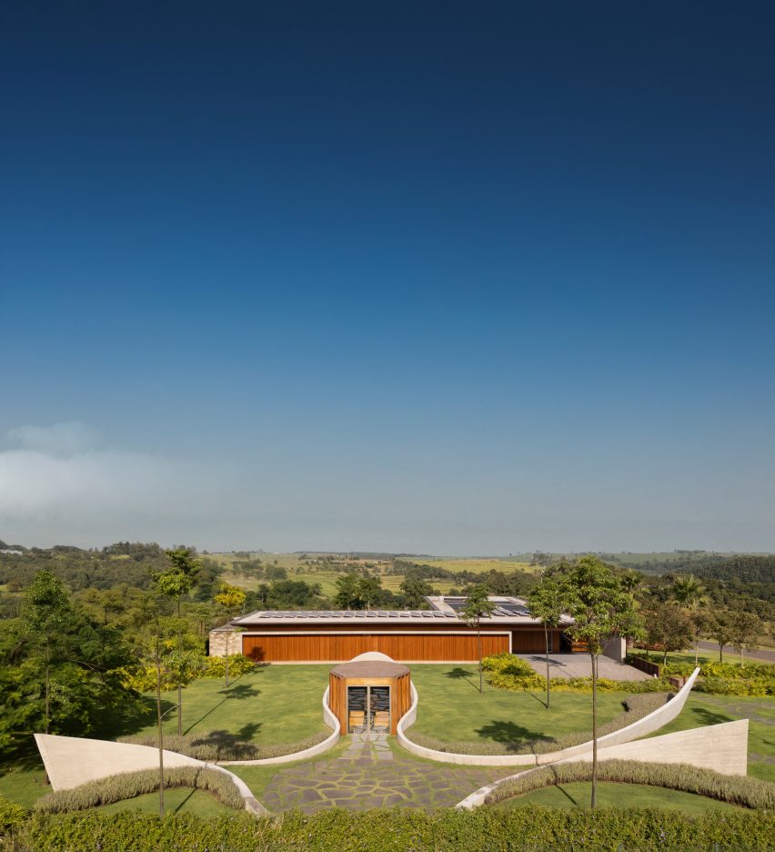 Nest Chapel in Brazil by Felipe Caboclo Arquitectura