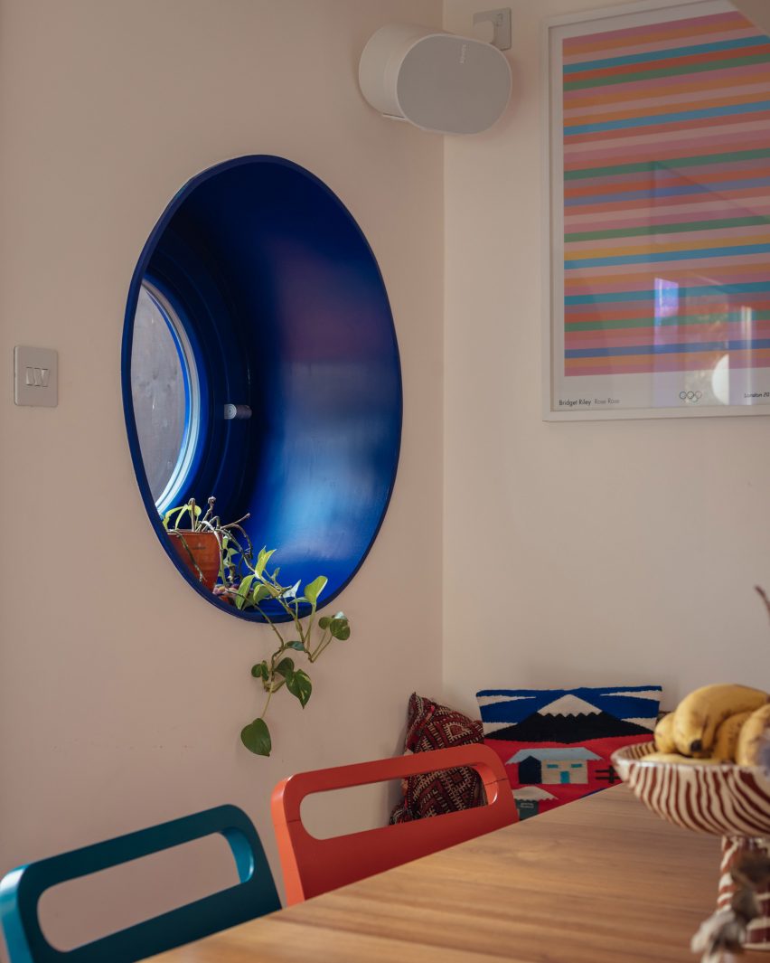 Peek-a-Blue by Nimtim Architects