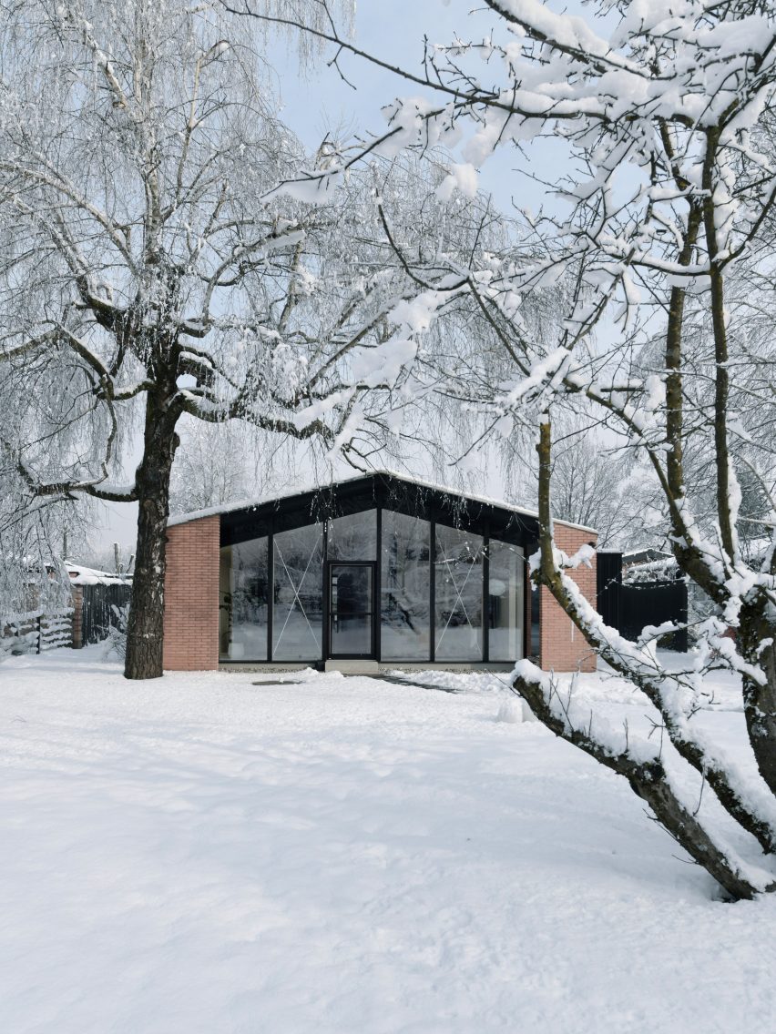 House Under the Poplars by OFIS Arhitekti