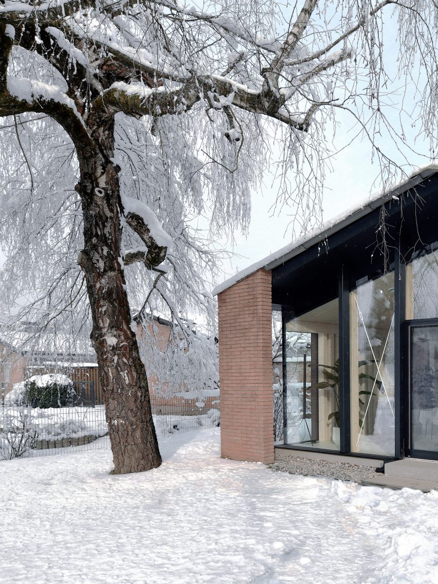House Under the Poplars by OFIS Arhitekti