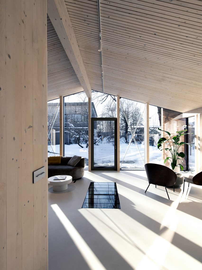 House Under the Poplars by OFIS Arhitekti