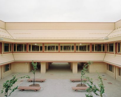 Courtyard within Sammontalo public space