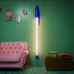 BIC oversized LED lamp