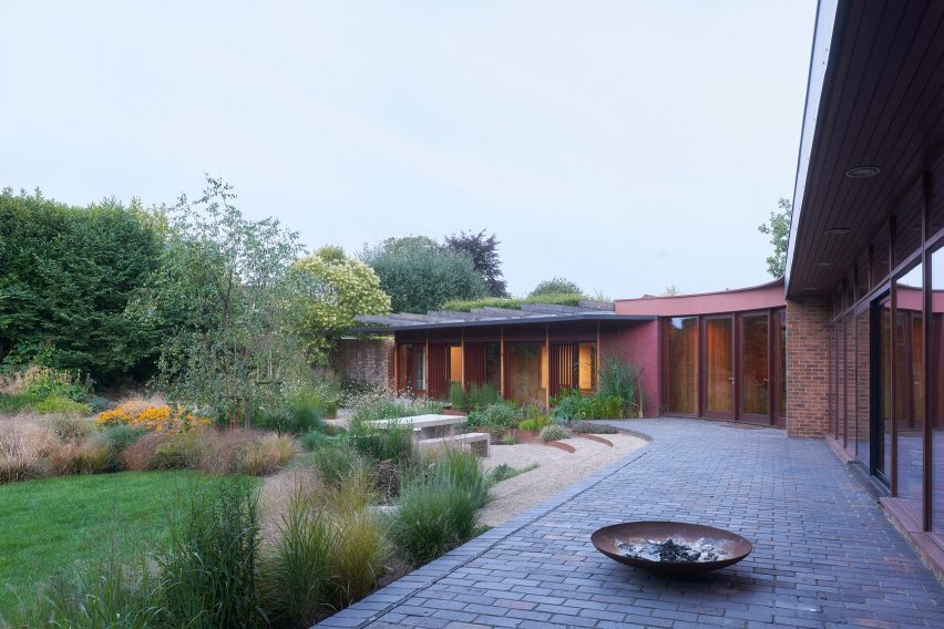 TH Residence by DeDraft