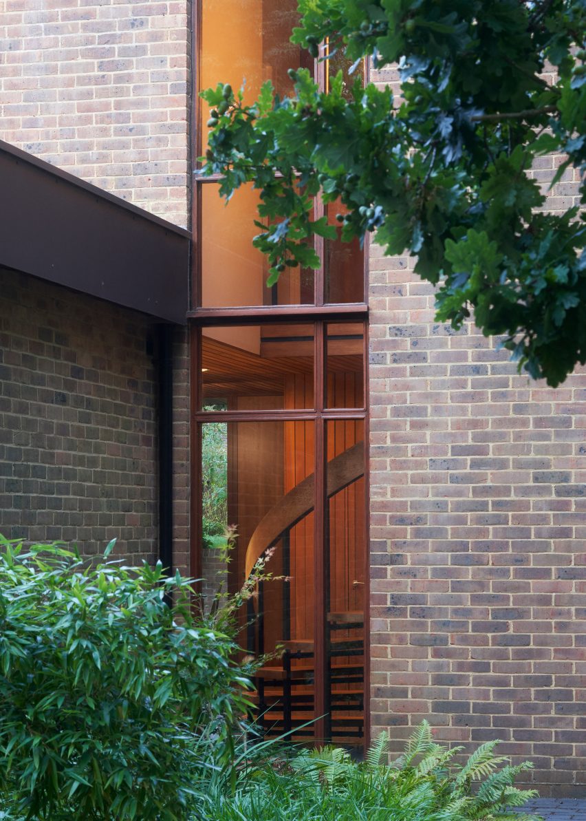 TH Residence by DeDraft