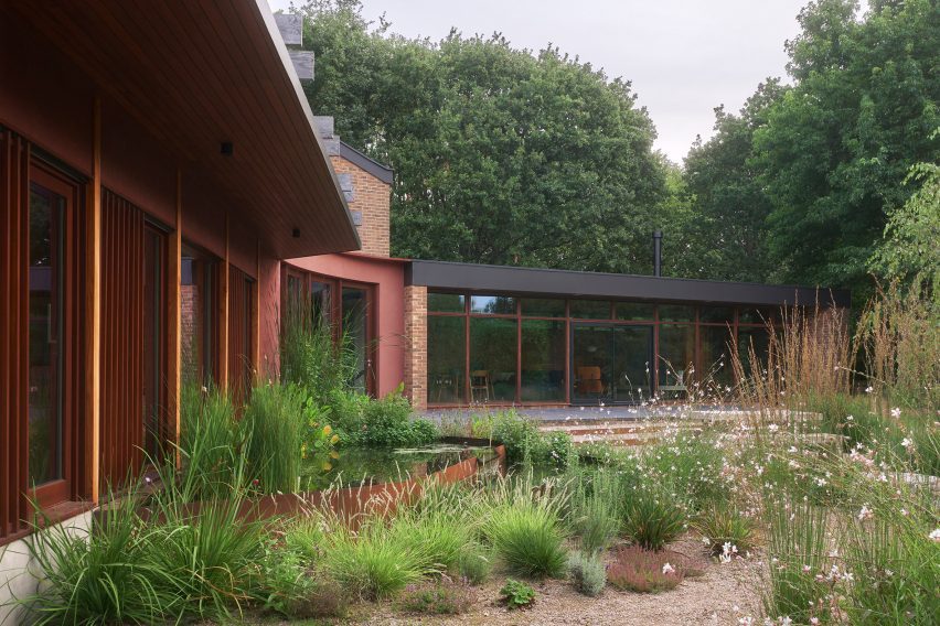 TH Residence by DeDraft