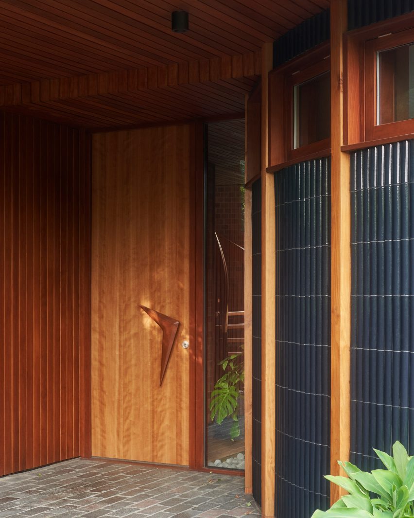 TH Residence by DeDraft