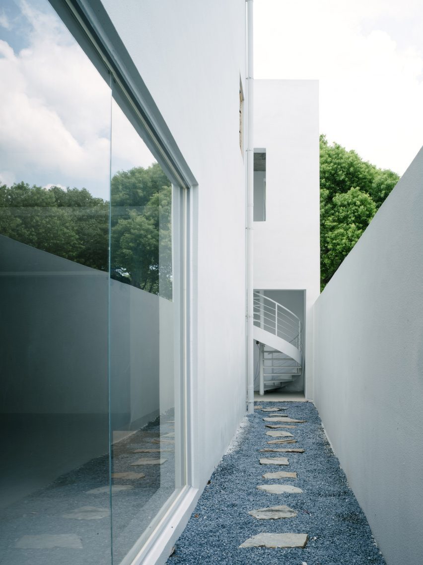 Pathway with paving stones