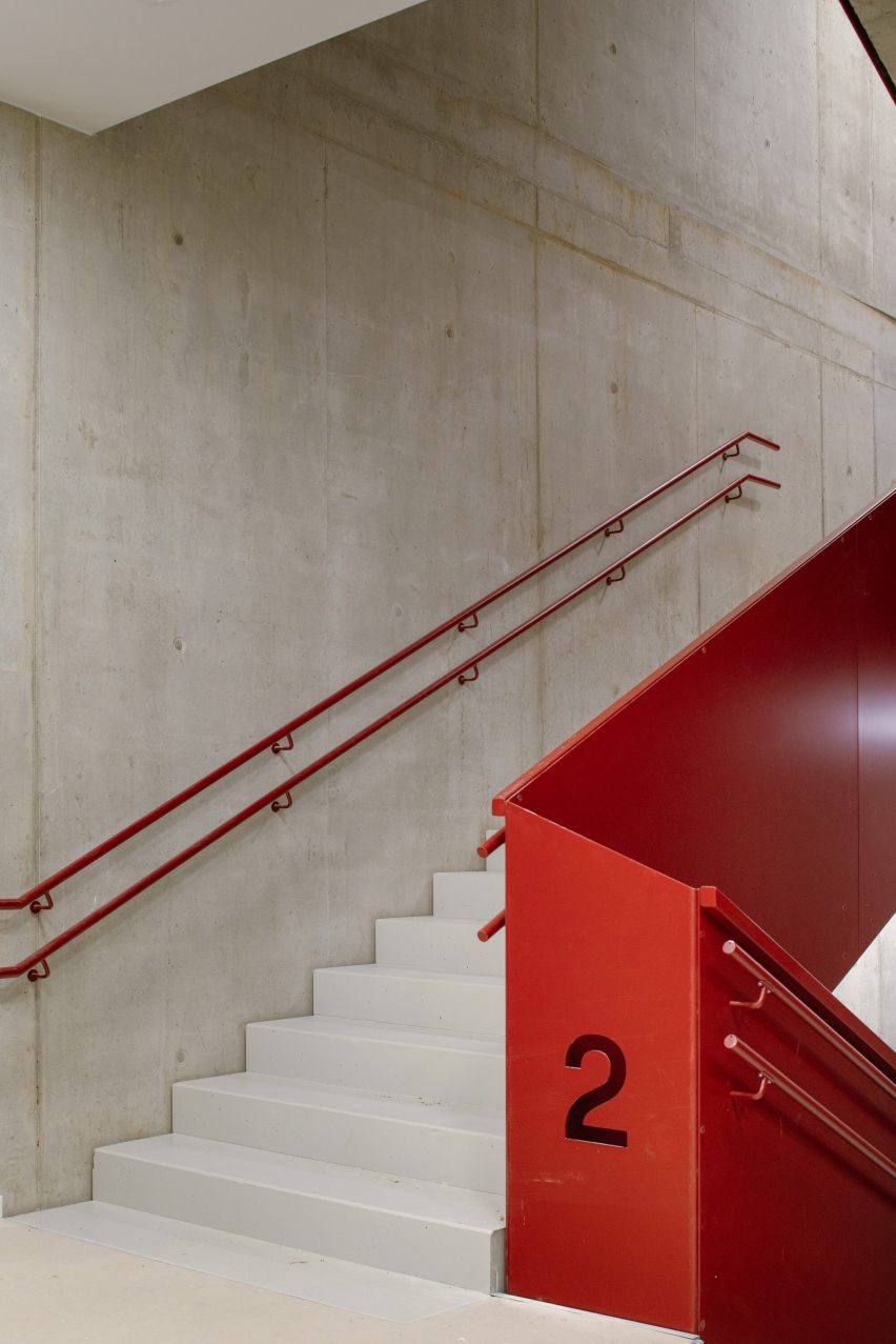 Vida Elementary School by Opočenský Valouch Architects