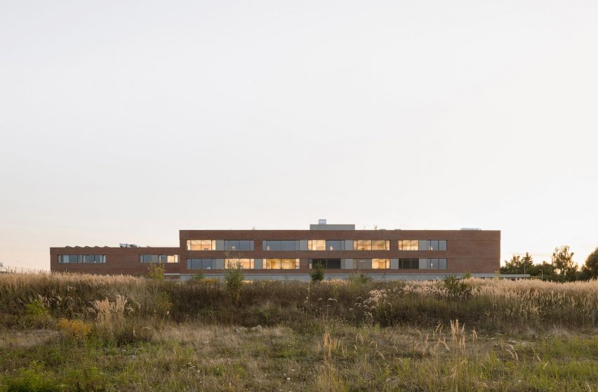 Vida Elementary School by Opočenský Valouch Architects