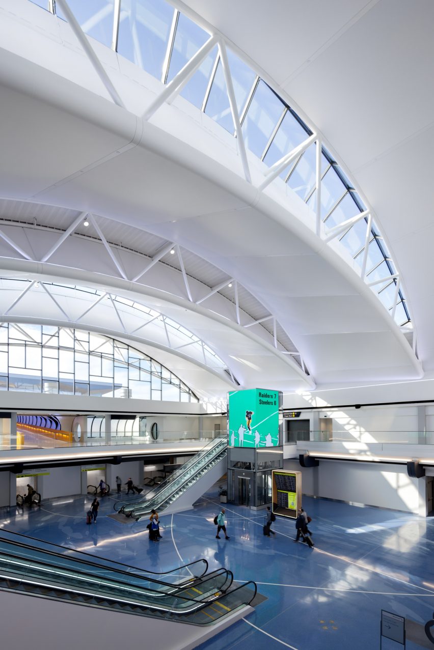 Pittsburgh Airport architecture