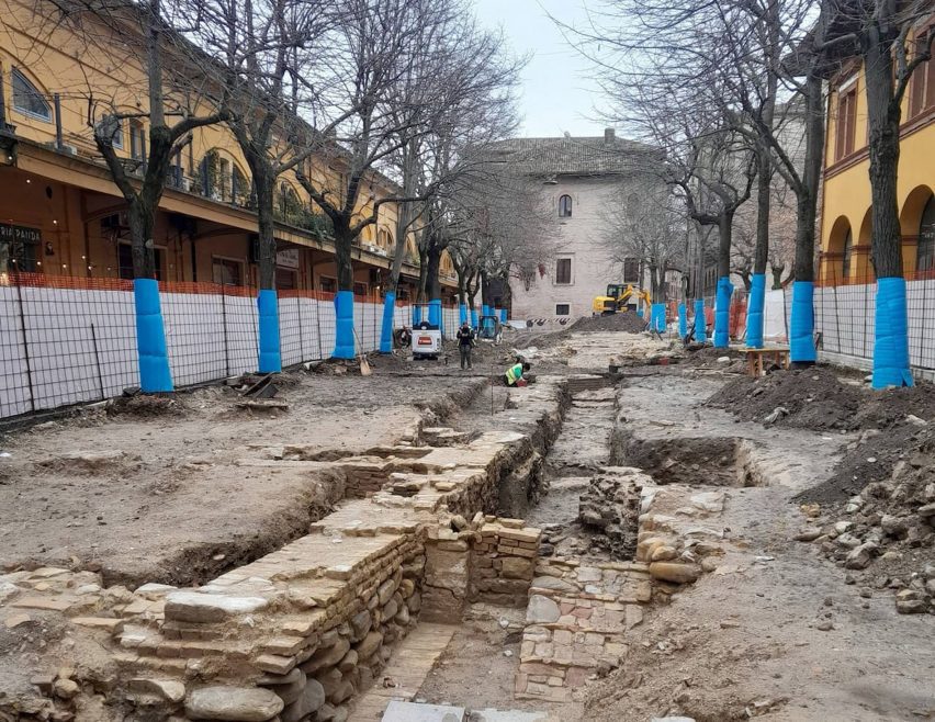 Vitruvius' only building discovered in Italy