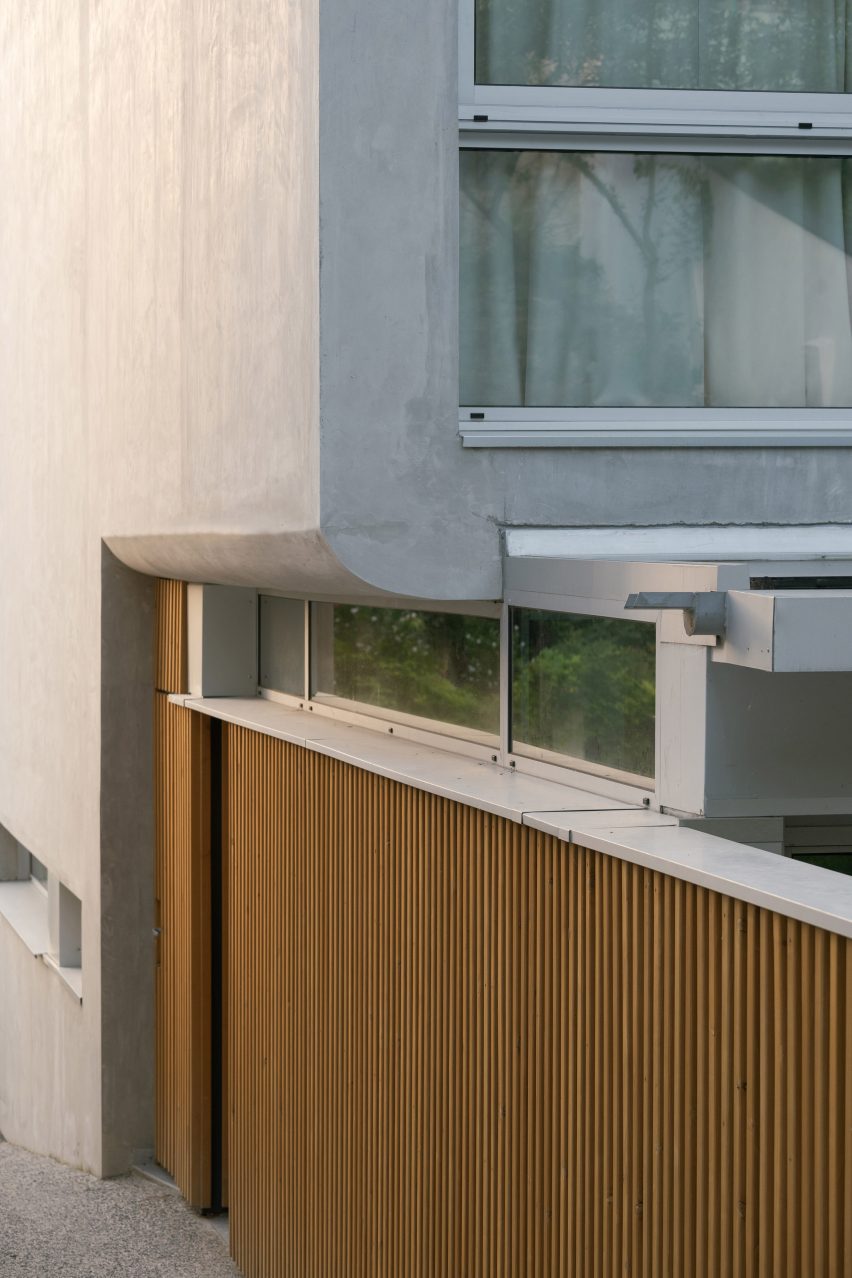 Curved concrete detail