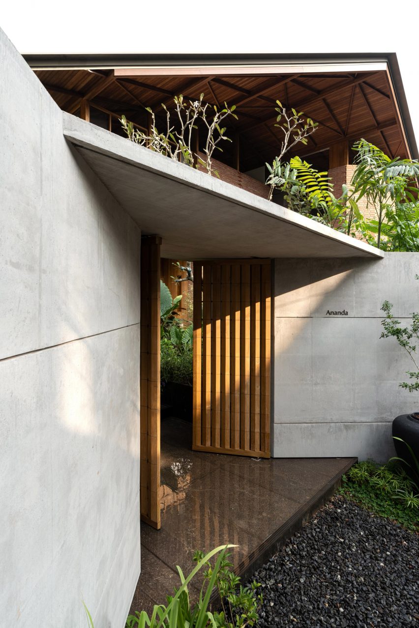 Ananda house by Thought Parallels Architecture
