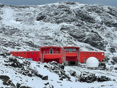 Juan Carlos 1 Spanish Antarctic Base by Hugh Broughton Architects