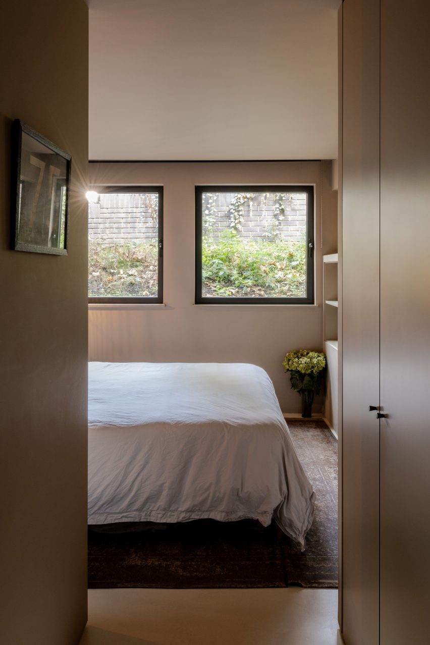 Bedrooms in Arbour House by Andrei Saltykov