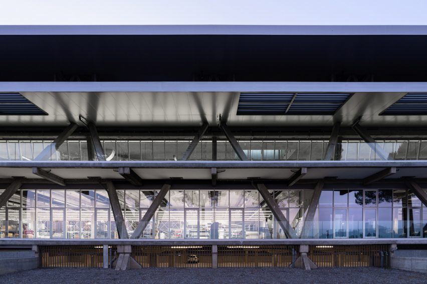 Balenciaga factory by Metrooffice Architetti
